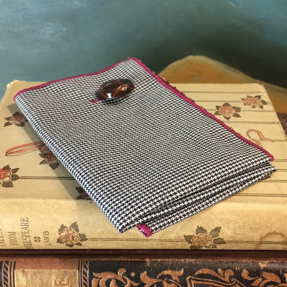 NWT Retro Dapper Days Houndstooth Pocket Square